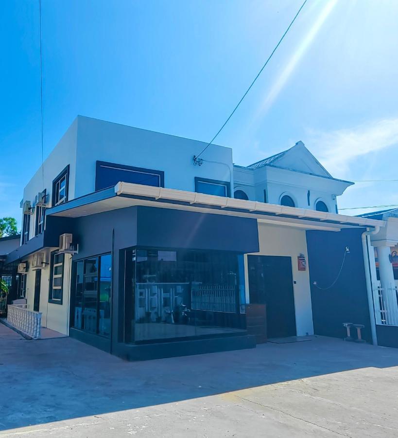 Aaronl Homestay Kota Kinabalu Oda fotoğraf
